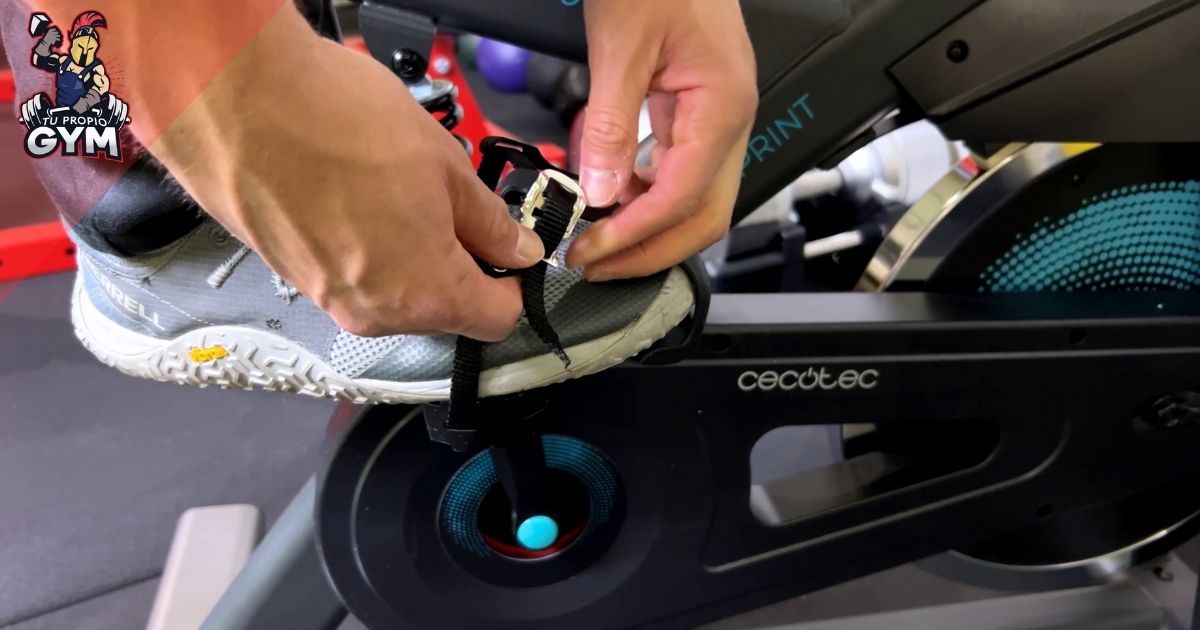 pedales bici estatica cecotec